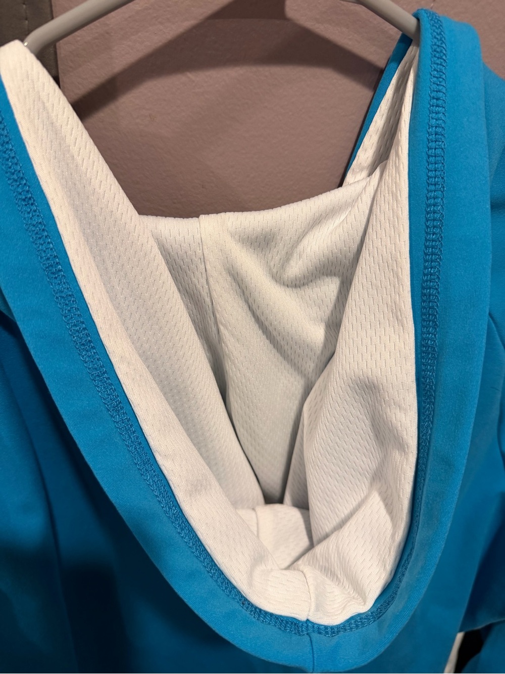 RunDisney Blue Hooded Zip Jacket with Minnie Mouse - Picture 9 of 10